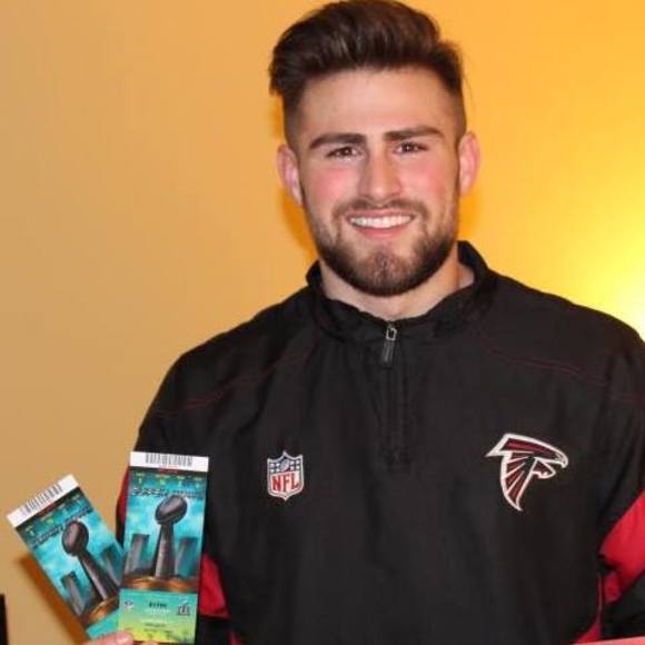 Meet your Posher, Josh - Picture 1 of 1